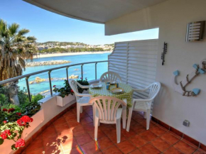 CLUB DE MAR Apto 3 pax frente al mar C16020